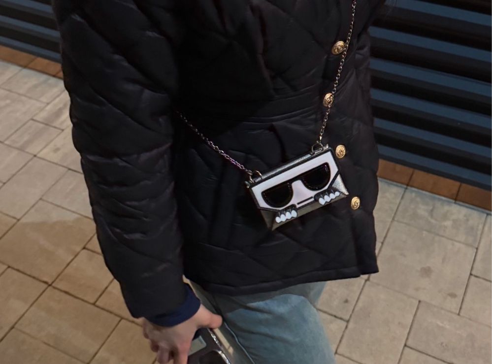 Продам мини сумку от karl lagerfeld