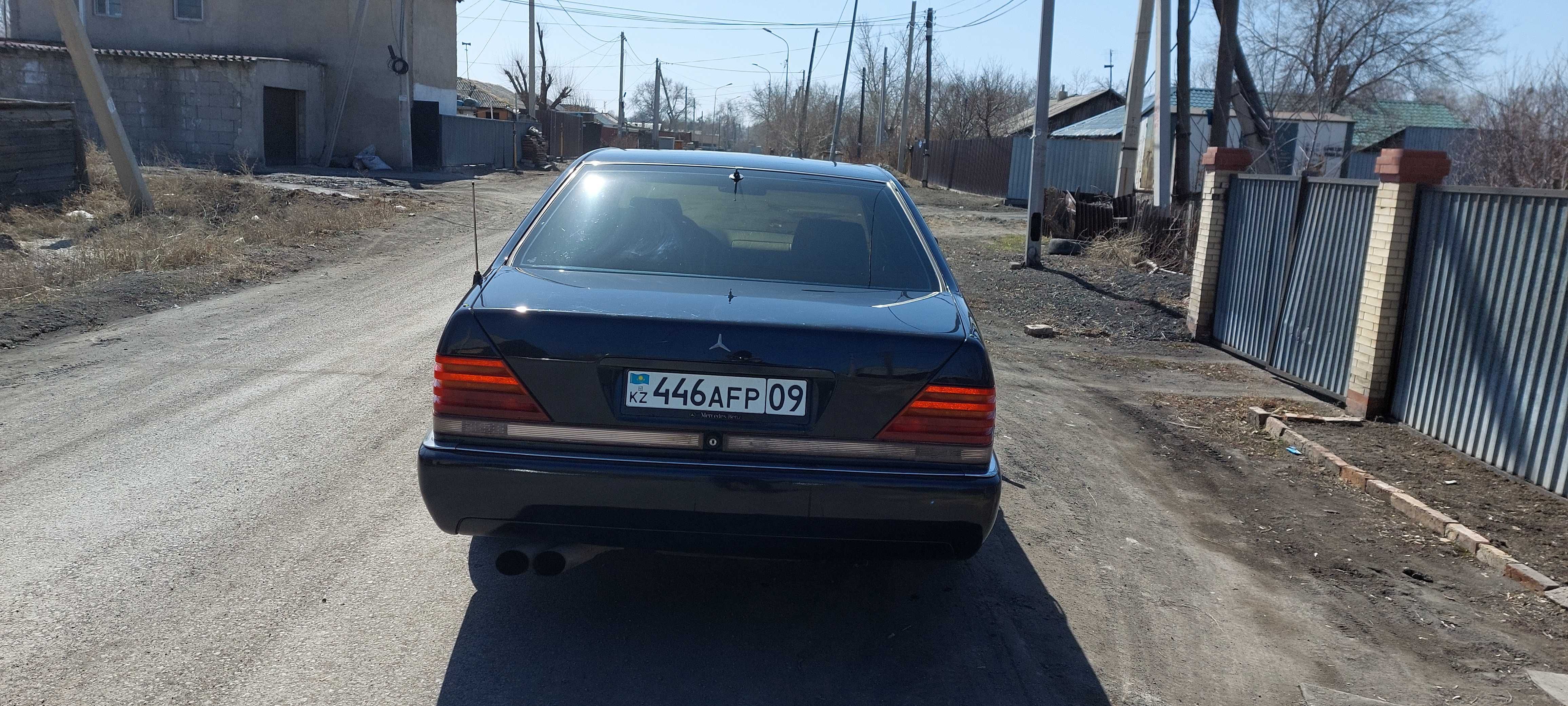 Mercedes-Benz w140