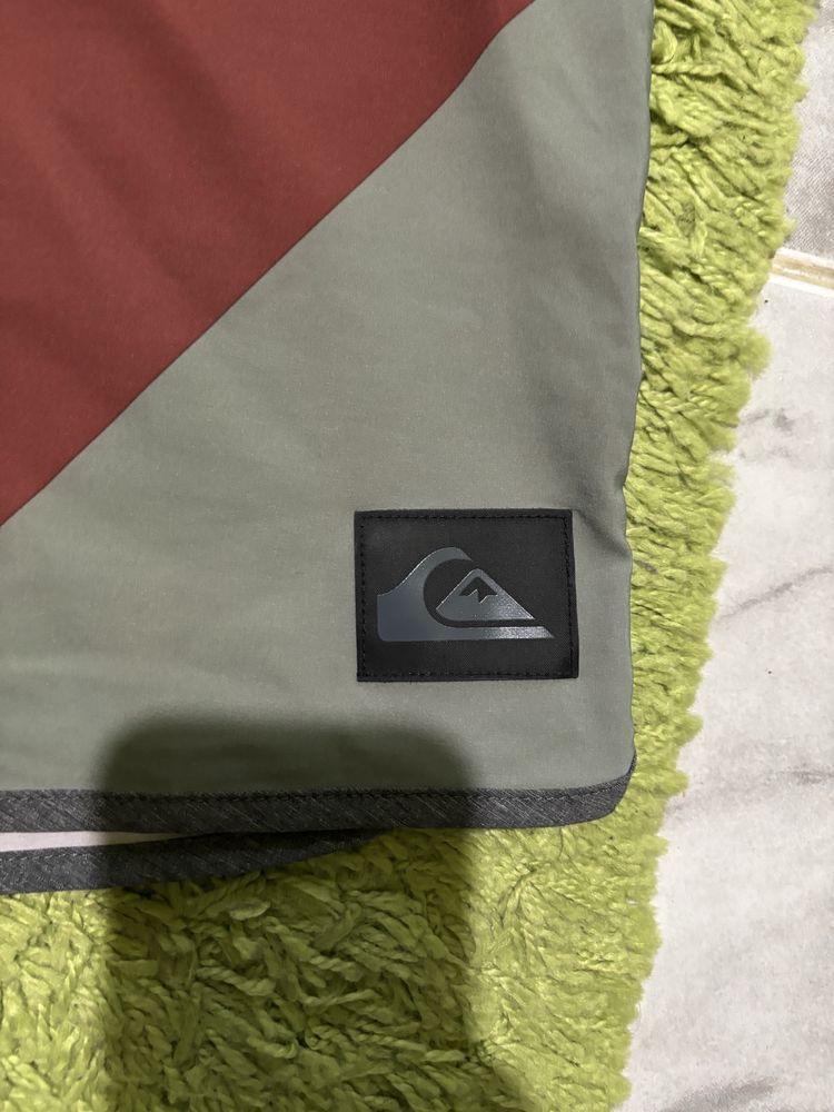 Quiksilver 31 razmer