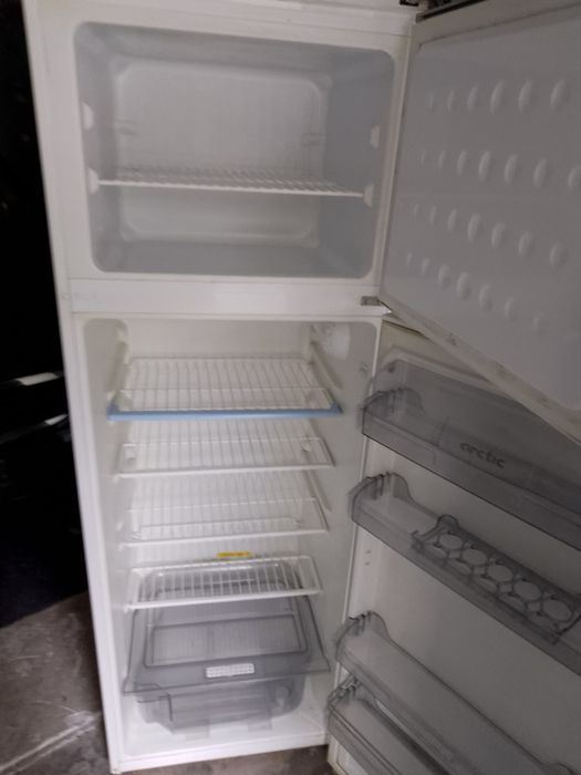 Frigider arctic Indesit functionale