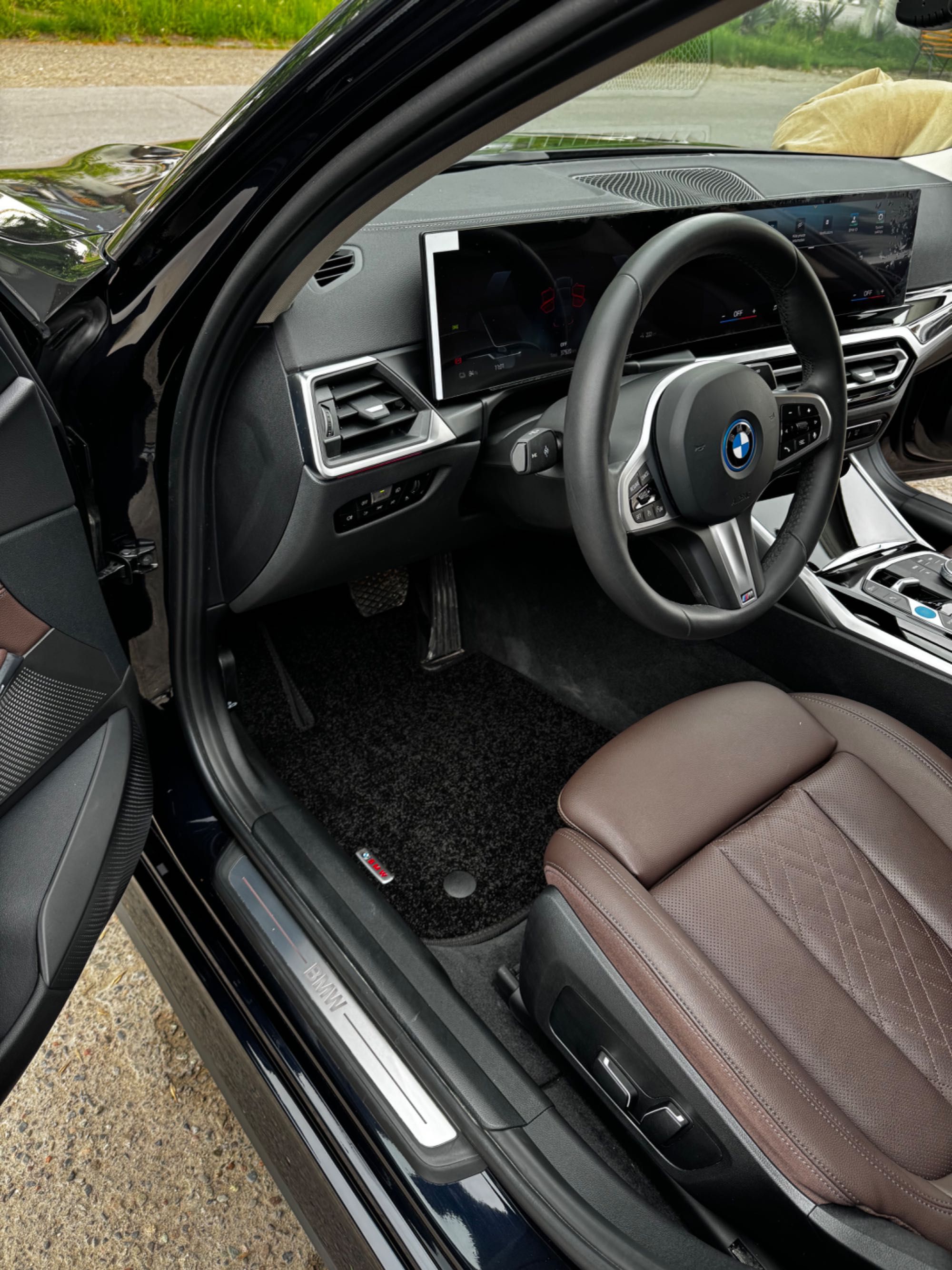 BMW i3 35l                   .
