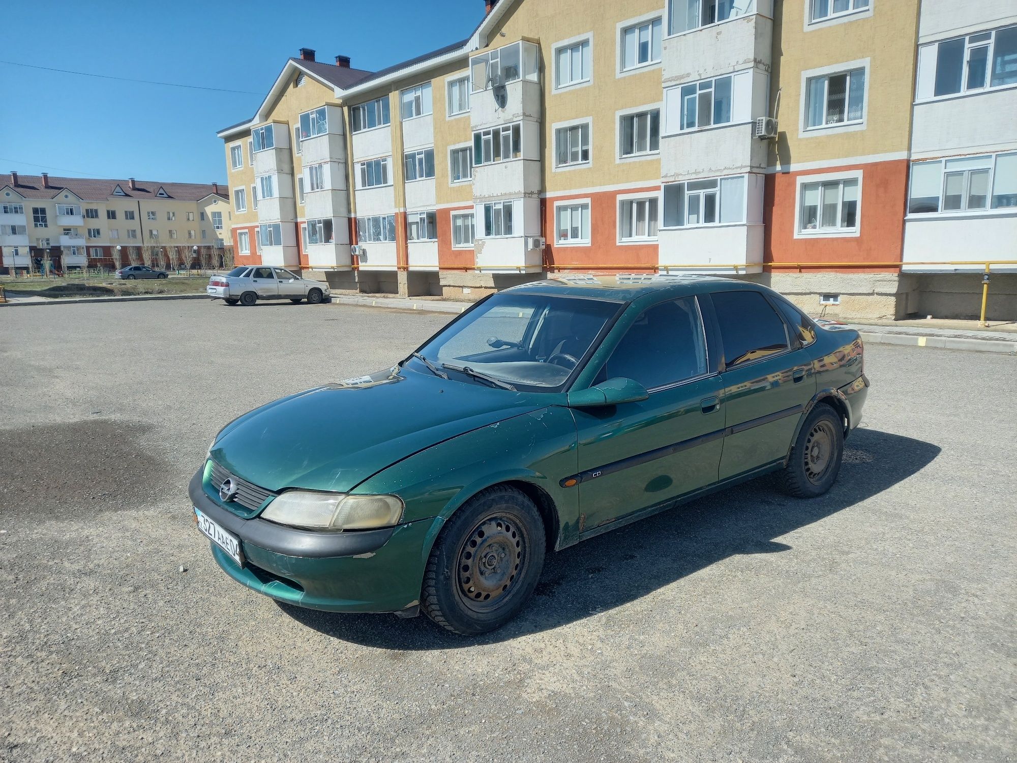 Opel vector b- 2 обьем простой мотор