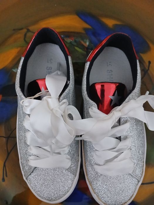 Teniși fete marimea 31