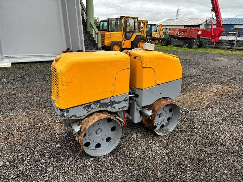 Compactor picior oaie cu telecomanda Wacker Neuson Roller RT82-SC2
