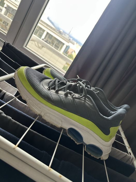 Adidasi Adidas marime 46