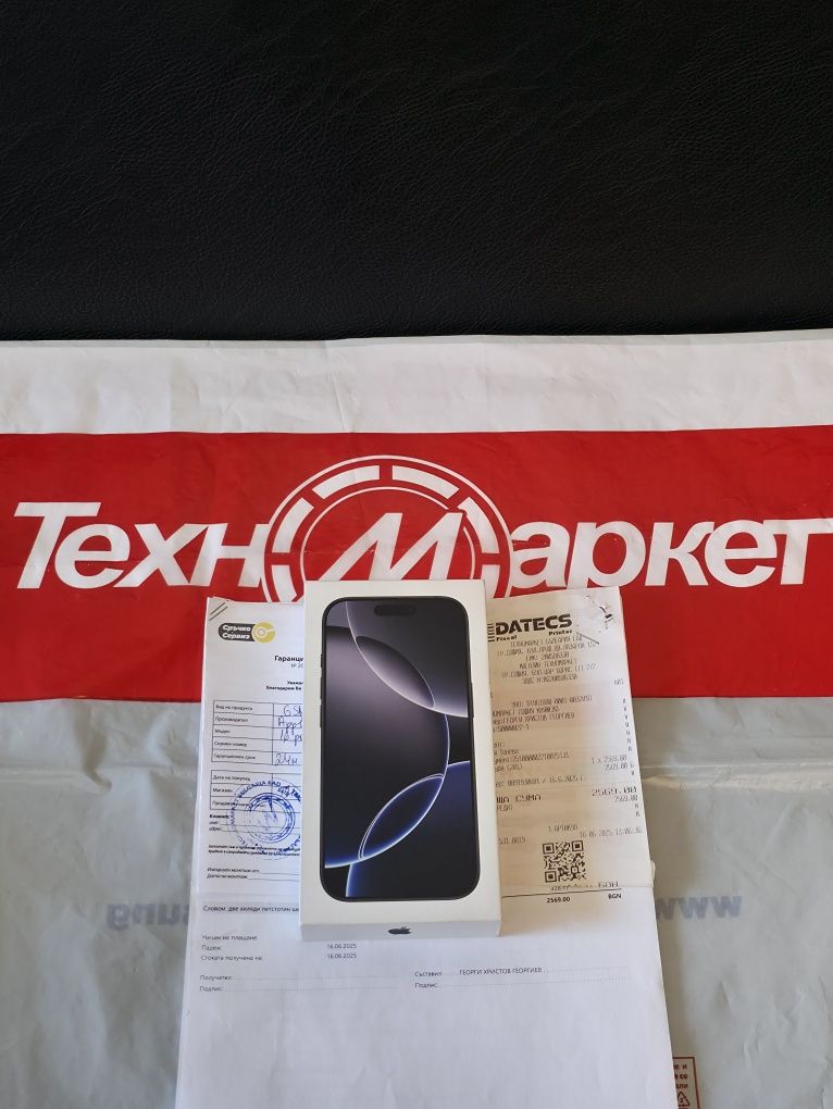ЗАПЕЧАТАН 256GB iPhone 16 Pro Техномаркет Гаранция 2027г Black / Черен