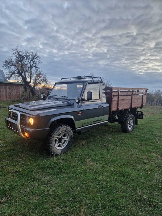 ARO 320 camioneta