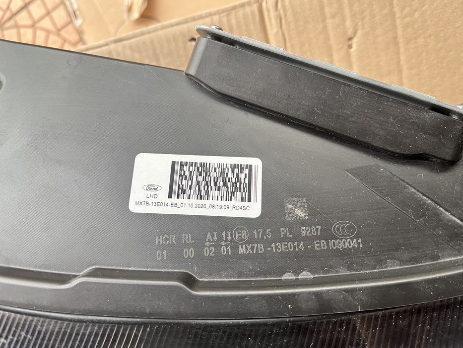 Десен фар за Ford Focus MK4 FULL LED Оборудван!