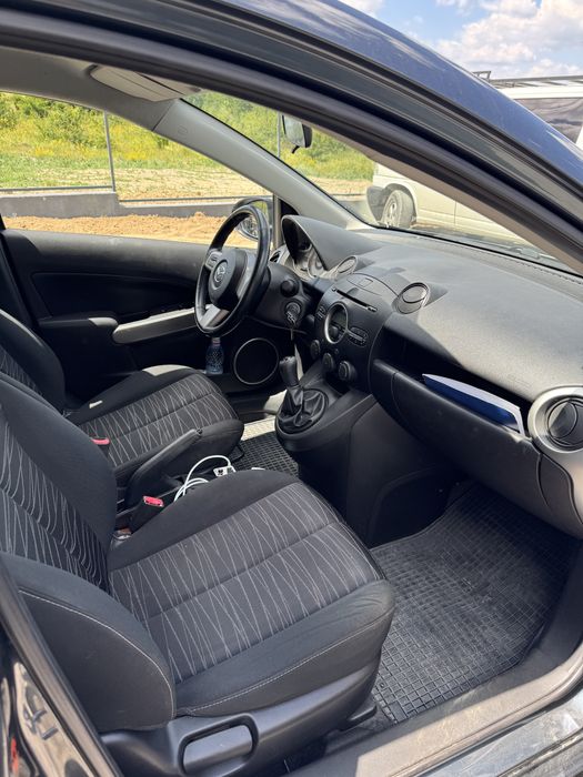 mazda 2 2008 1.3 benzina 114000 km
