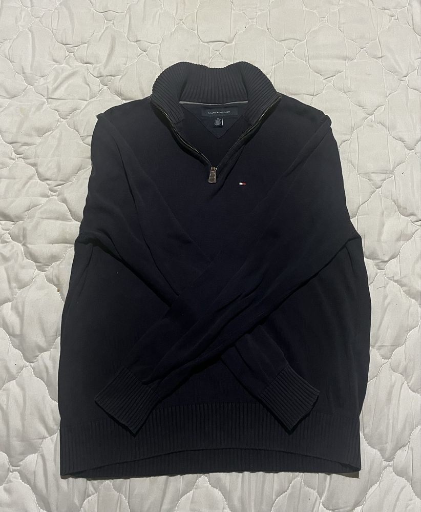 Tommy Hilfiger пуловер XS размер