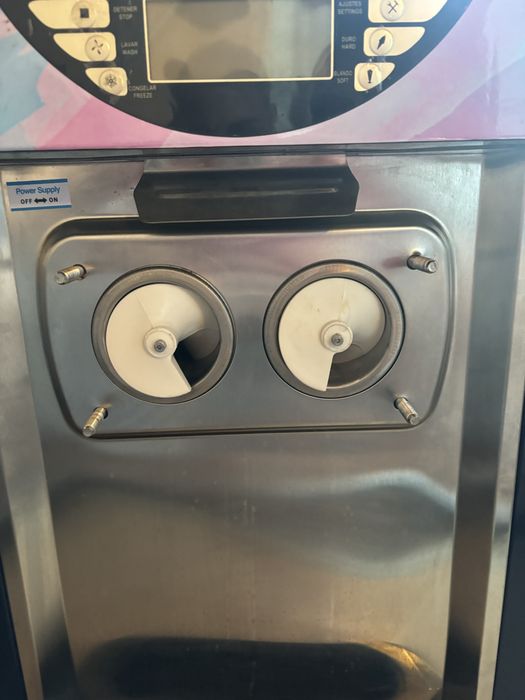 Монофазна машина за сладолед