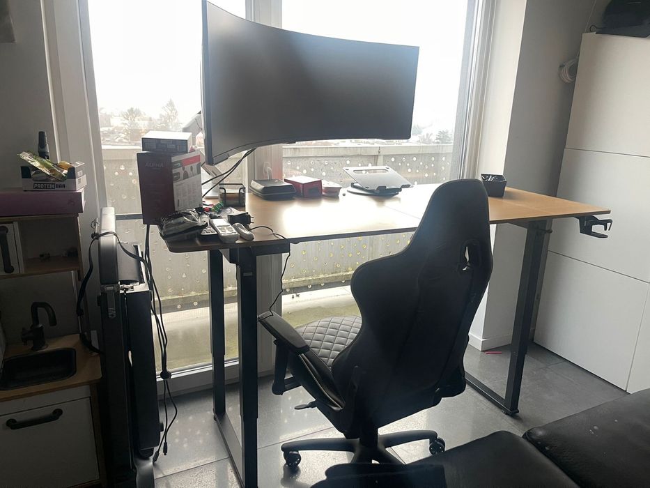 Masa birou reglabila