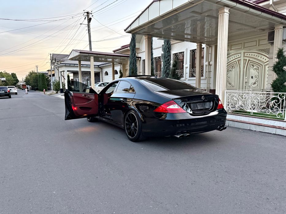 CLS 63 Body Kit Состаяние Зор Full Позиция