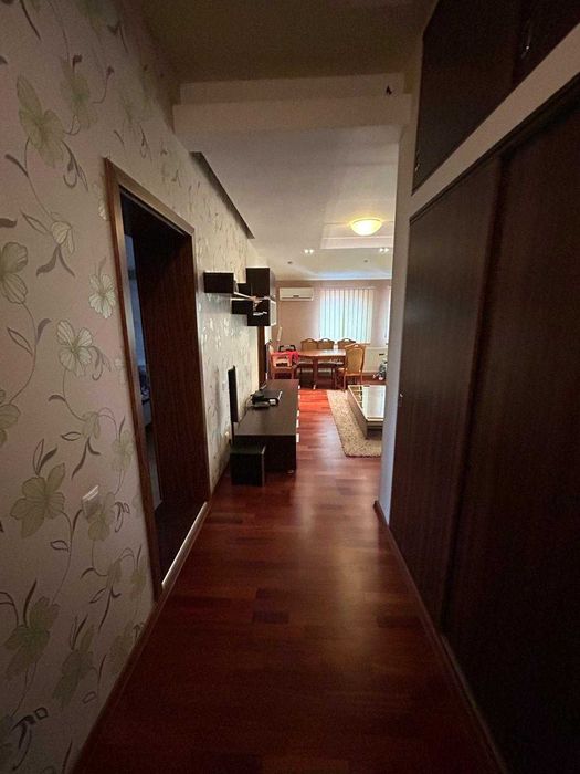 Inchiriez casa  P+1E cu Hală 1667 mp Teren- 27FS în zona Mehala