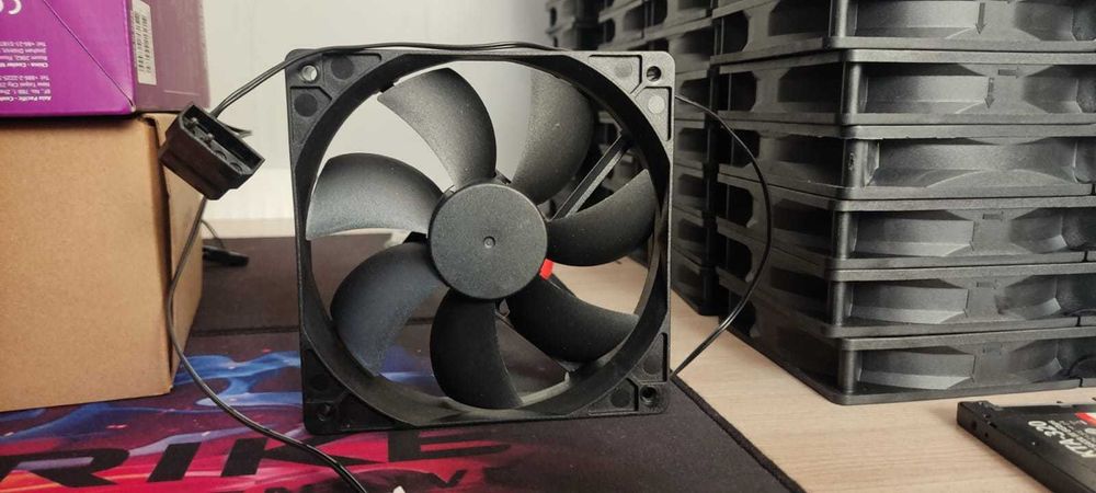 Корпусные вентиляторы APEX 120mm, Molex