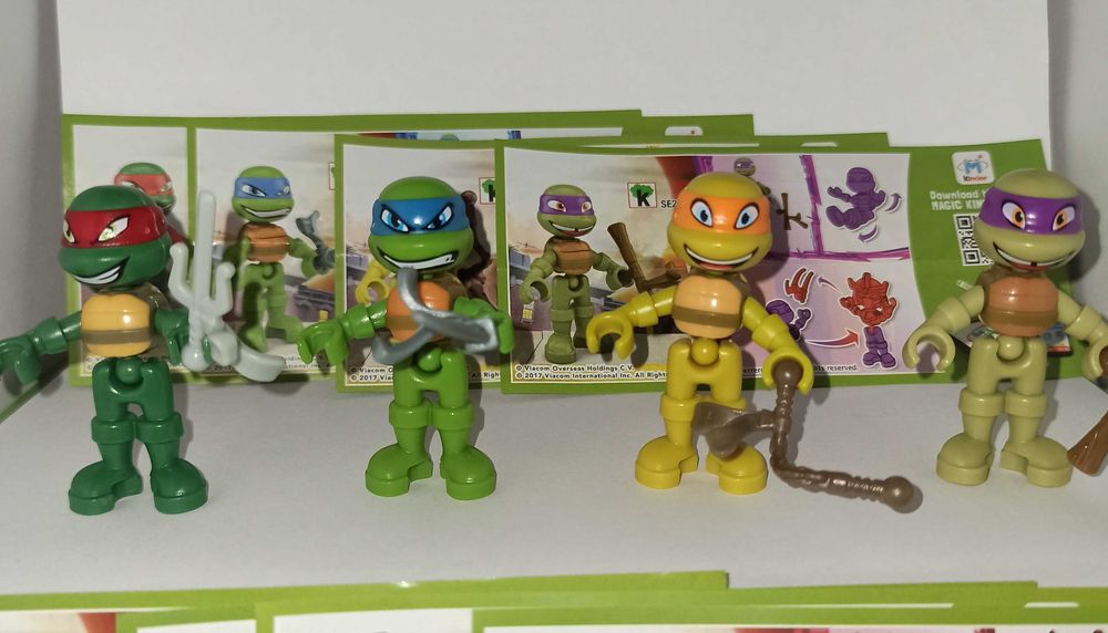 Черепашки-ниндзя, игрушки Киндер сюрприз 2017