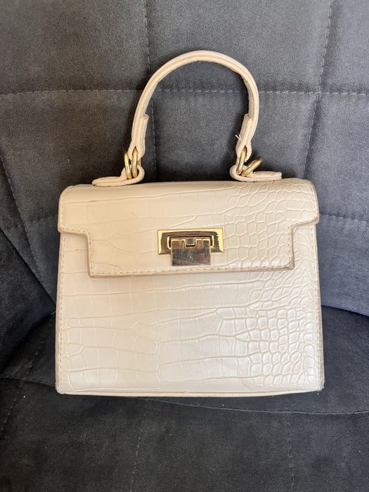 Малка дамска чанта