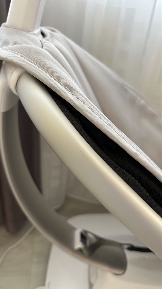 Електрическа бебешка люлка mamaRoo 5.0