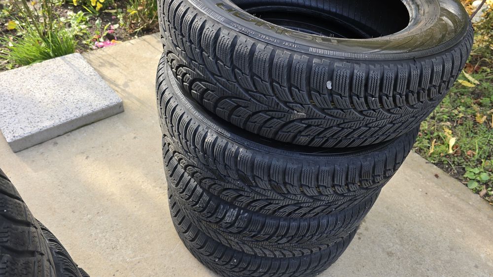 Anvelope Nokian Iarna 215 65 16 si 185 65 15