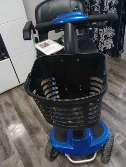 Scuter mobil pentru persoanele cu dizabilitati