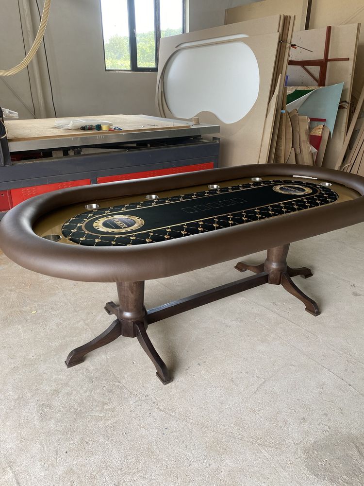 STOC - Mese de POKER ultima aparitie de la CustomTables.eu STOCK