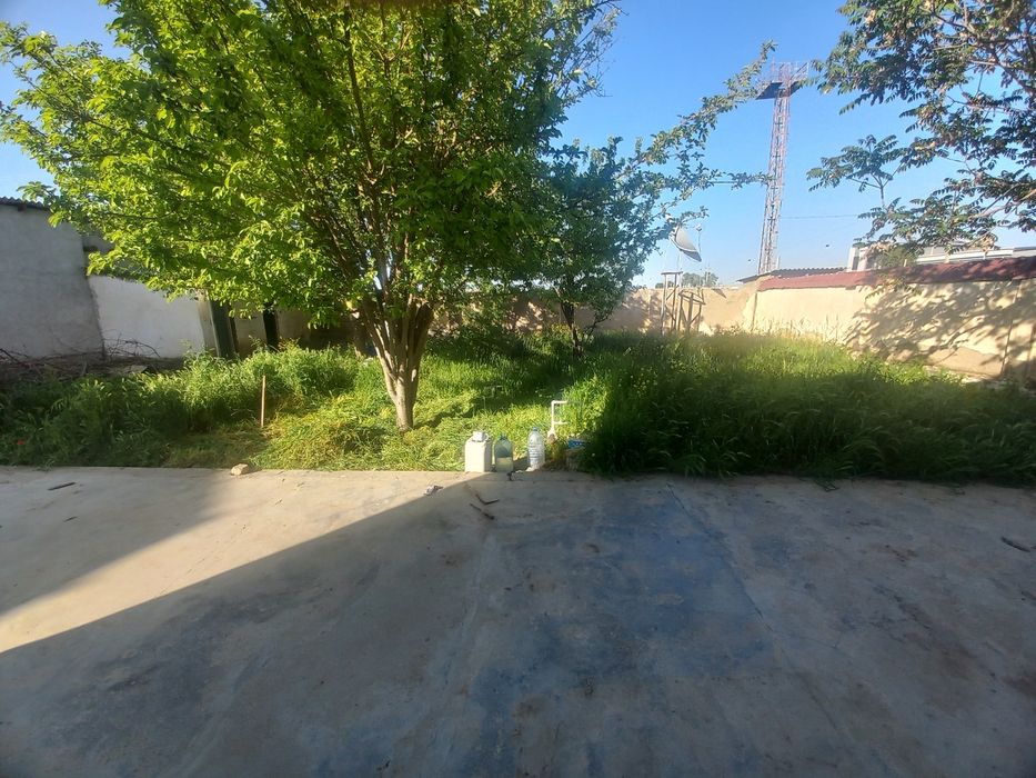 Uy sotiladi Jizzaxv Gagarinsh