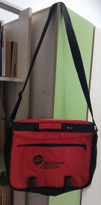 Geanta de umăr  nou