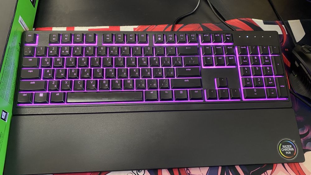 Продам Игровую клавиатуру Razer Ornata v3 X