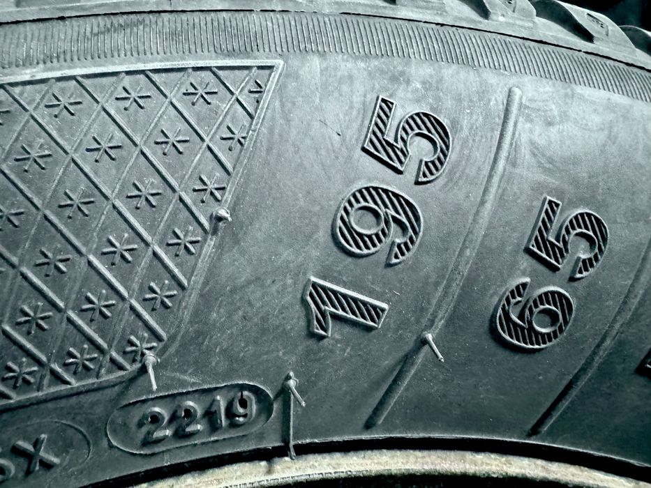 Зимни гуми с оригинални джанти от VW Caddy; 195 65 15