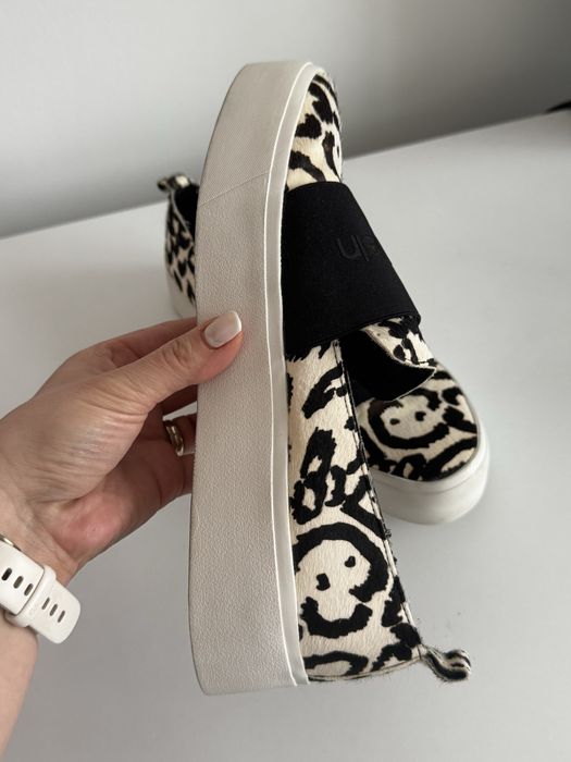 Pantofi Calvin Klein tip slip on marime 38 piele ponei