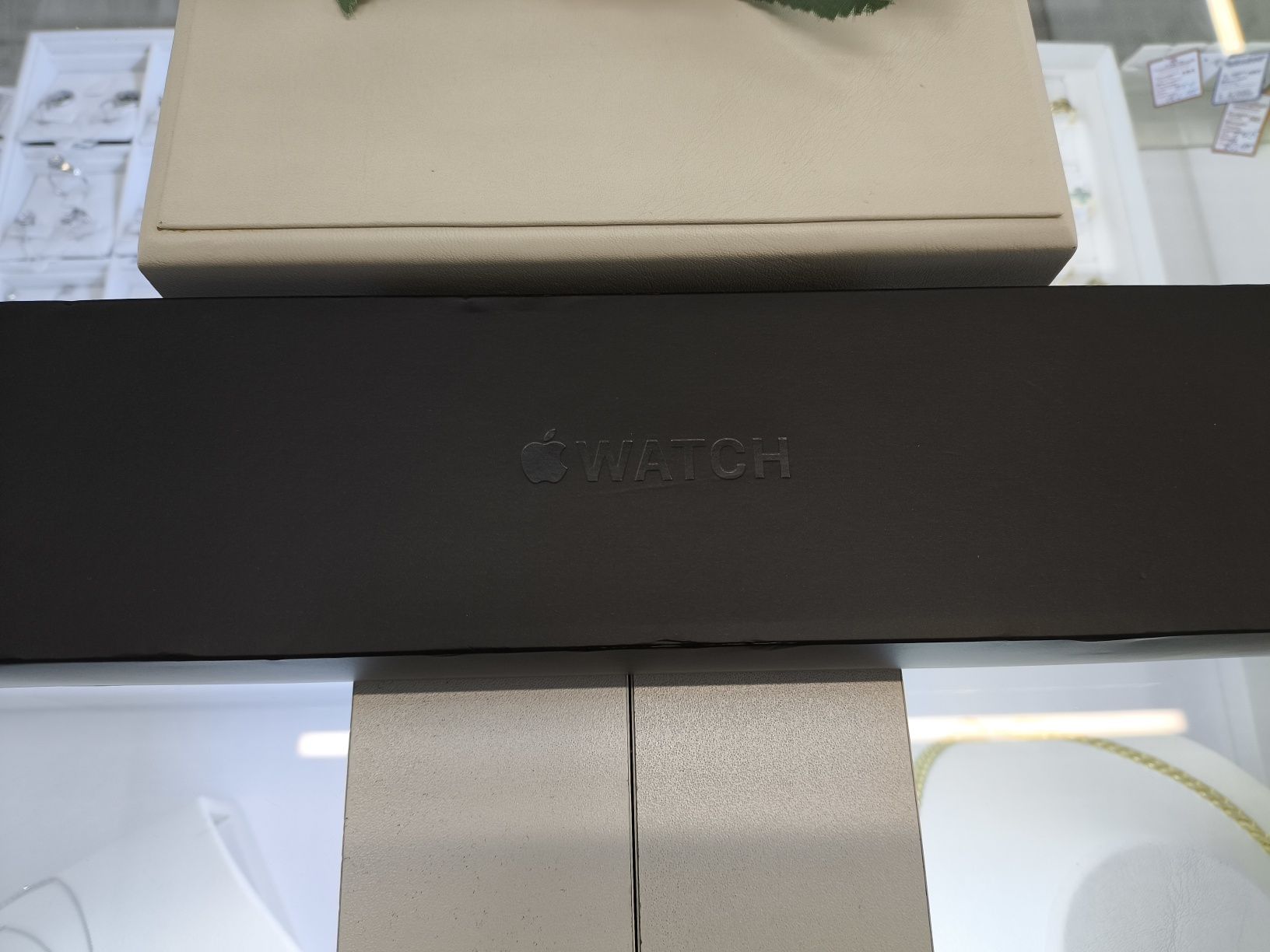 Продам часы Apple Watch Series 6 40mm