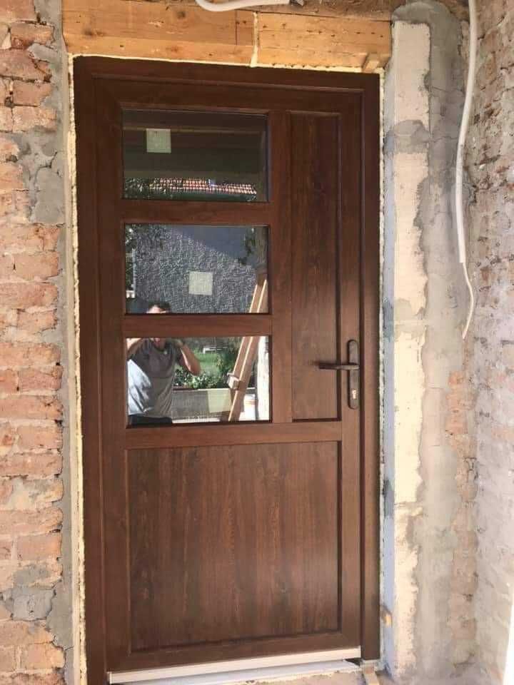 Дограма, комарници, ел. Инсталации