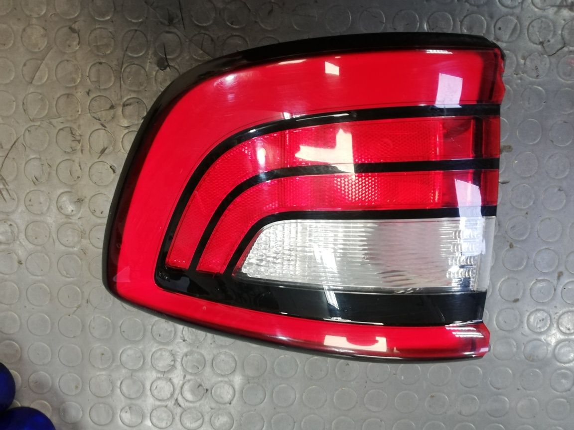 Заден Десен Стоп за Dodge Durango
