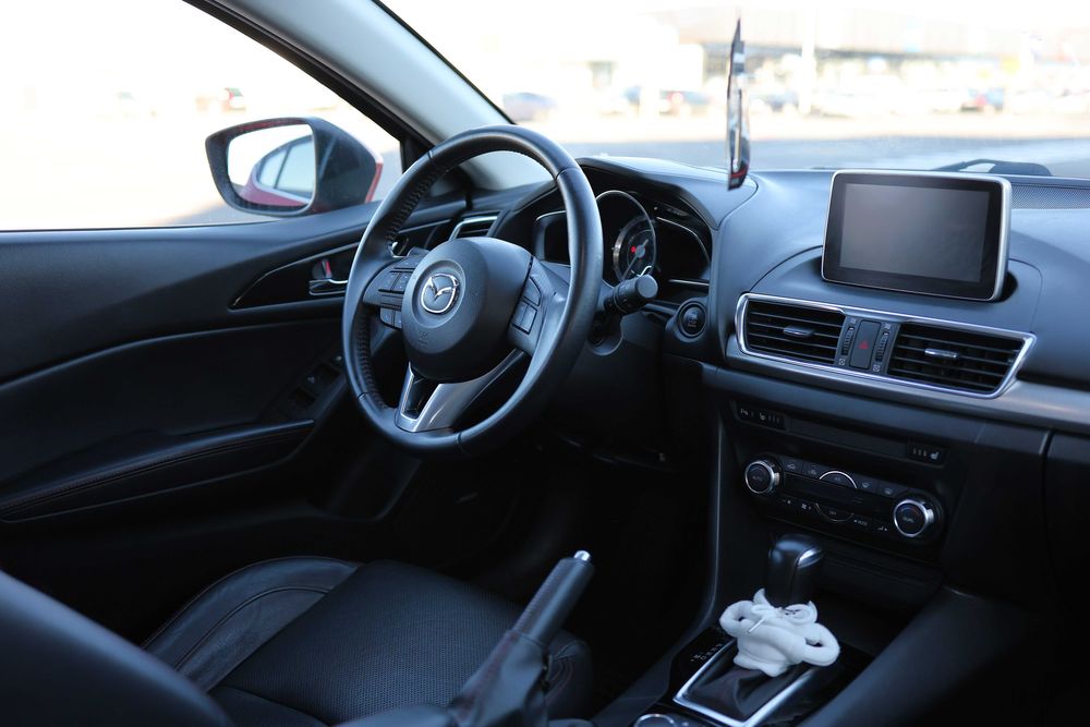 Mazda 3 2014 2.0 skyactive G automată