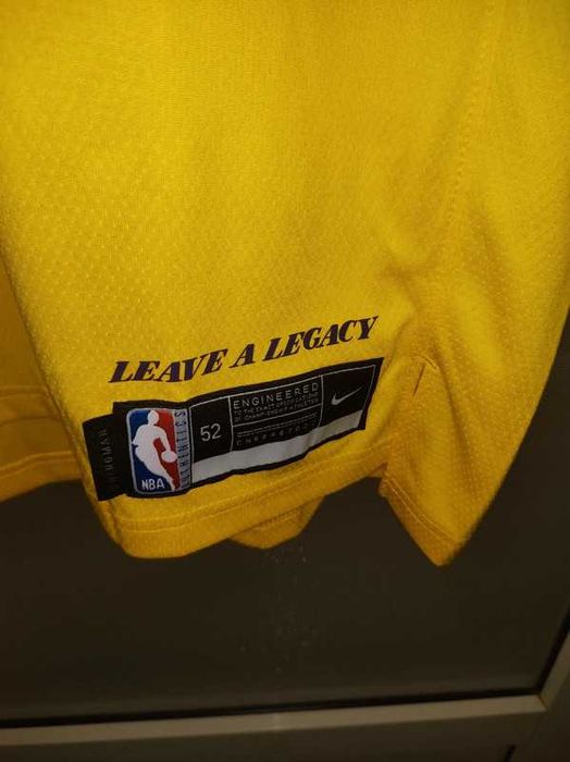Maieu de basket marca Nike cu LA Lakers, #77 Luka Dončić (Sz XL)