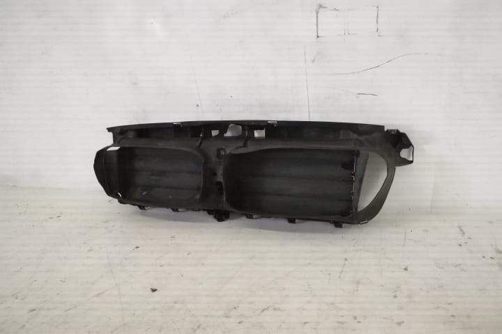 Hota Electrica Deflector Aer Original In Stare Buna BMW  Seria 5  F10