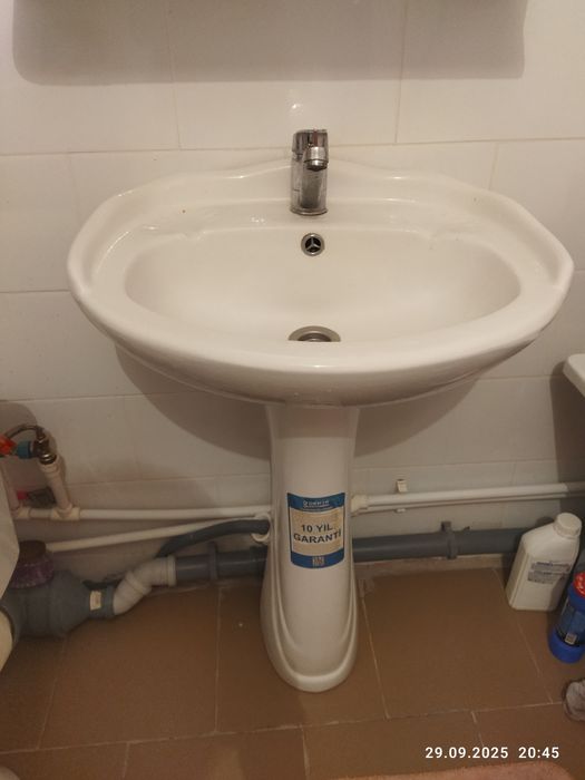 Продам раковину для ванной 5 тысяч