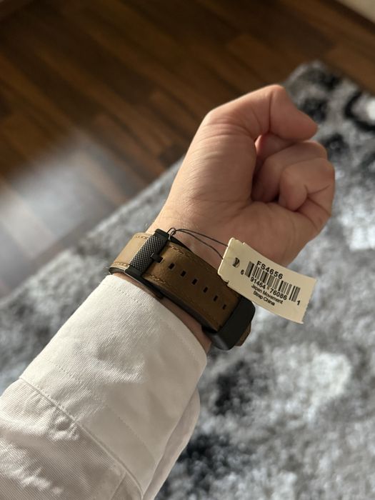 Ceas Fossil de bărbați nou,elegant și rafinat