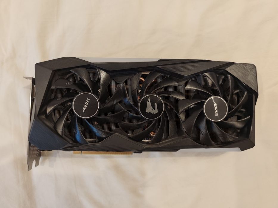 Rtx 3070 aorus master, aproape un an garanție, in stare excelentă