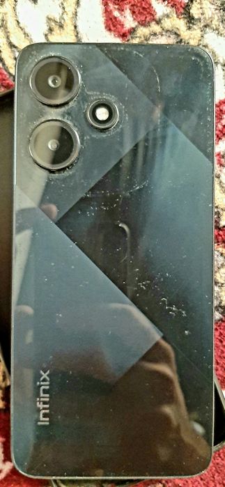 Sotiladi Infinix HOT 30i