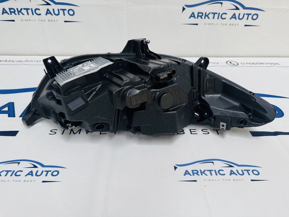 Far stanga Dynamic Led Ford Mondeo MK5 cod ES73-13D155-CG