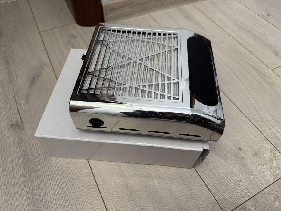 Aspirator de  praf unghii - Cupio