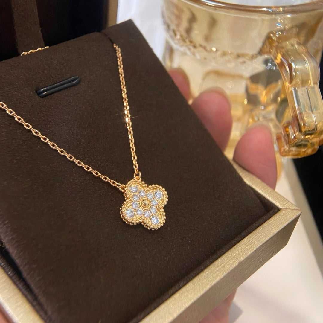 Colier Van Cleef & Arpels Aur 750 Diamond