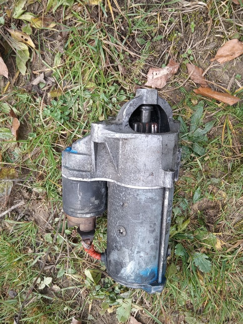 Vând electromotor de Suzuki Vitara motor 1.9 anul 2007