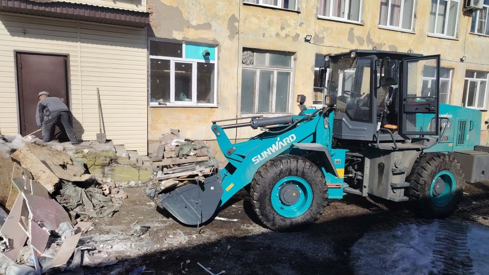 Услуги фронтального погрузчика 2 куб,