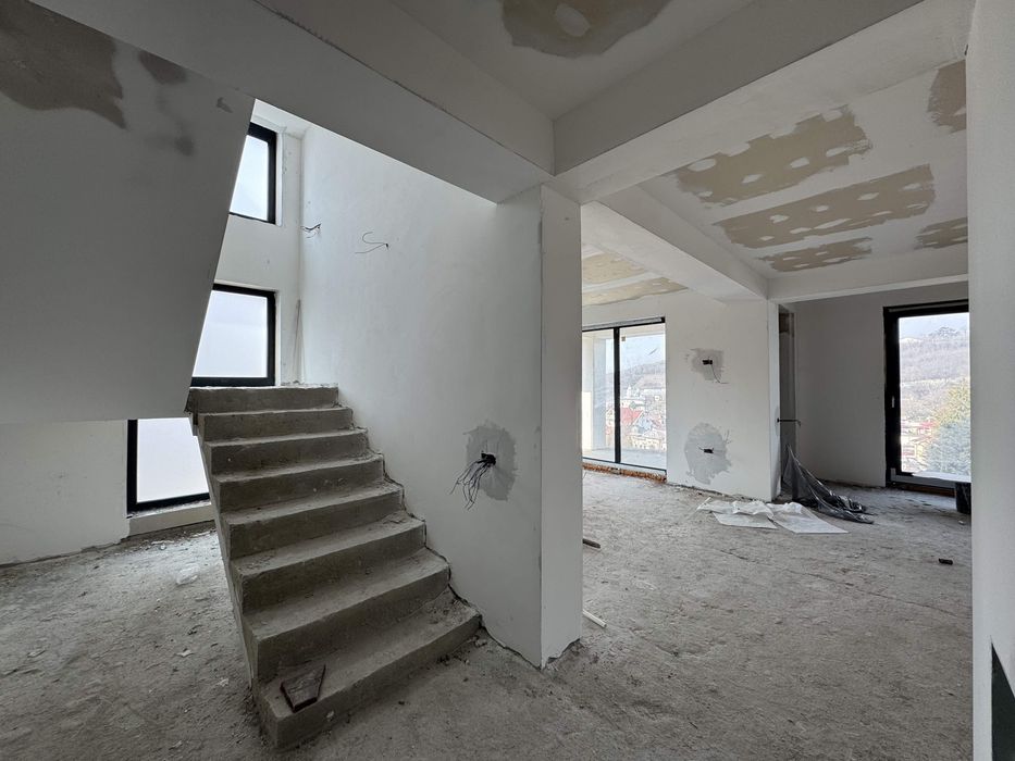 Inchiriez casa in Slatina - PROPRIETAR 1500 euro