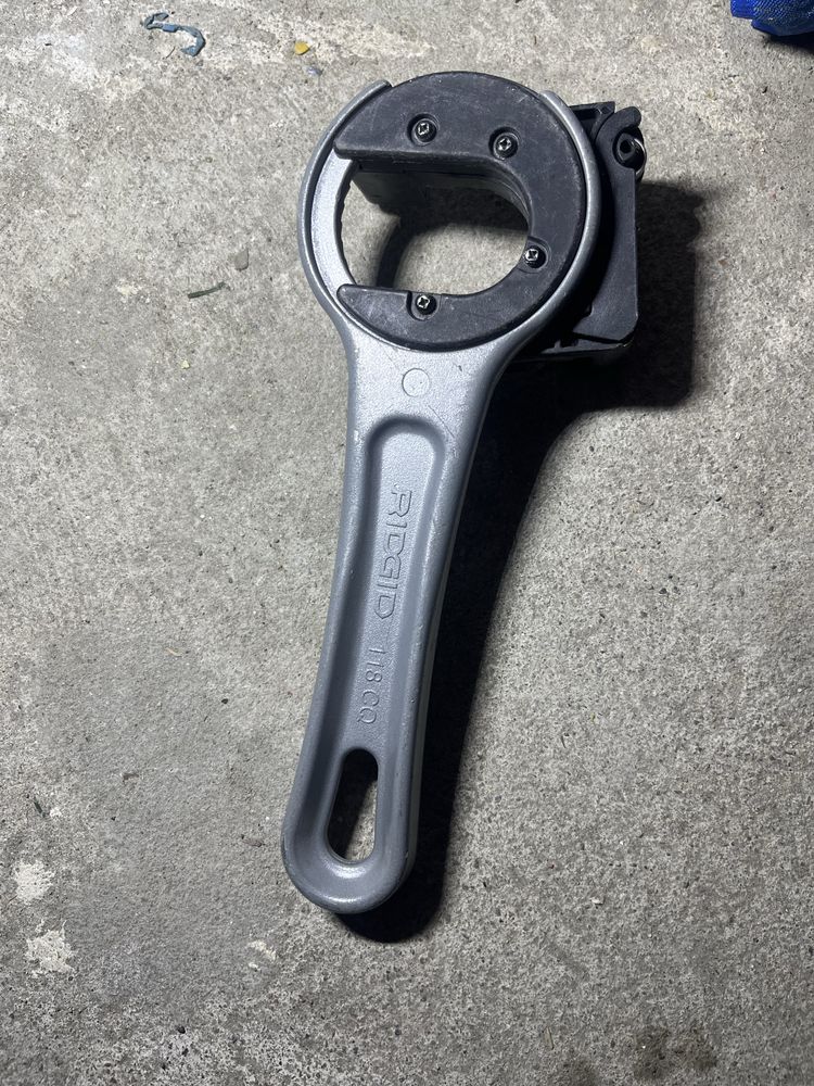 Rigid cutter suport