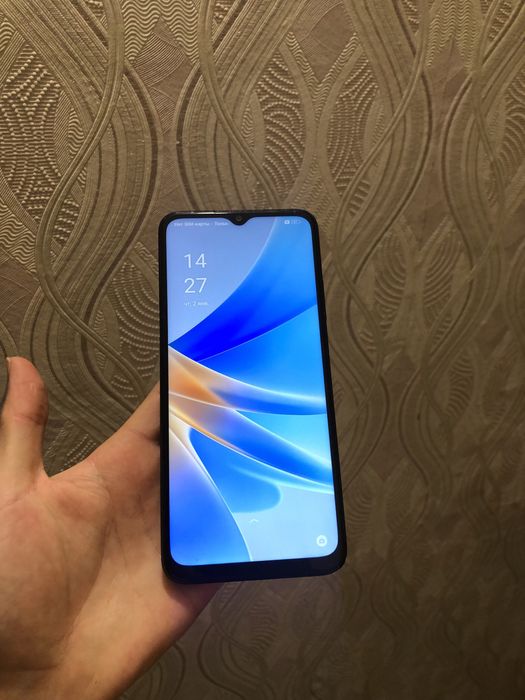 Oppo A17K.
