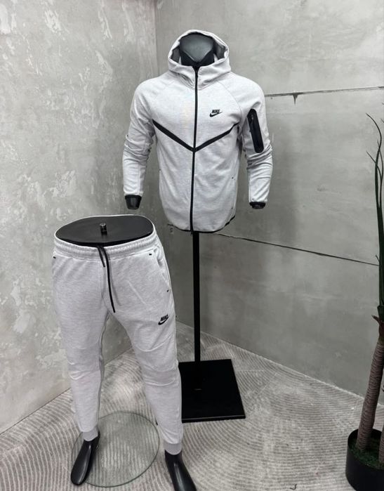 Treninguri unisex dama si barbat