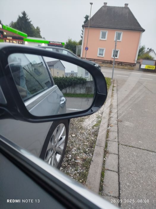 Mercedes E Class. Istoric service, foarte multe dotari
